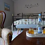Luette Nest Bed and Breakfast 4*