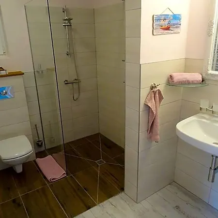 Luette Nest Bed & Breakfast Brodersby (Schwansen)